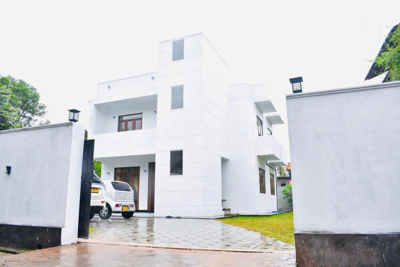 Twinstop Villa Minuwangoda Экстерьер фото